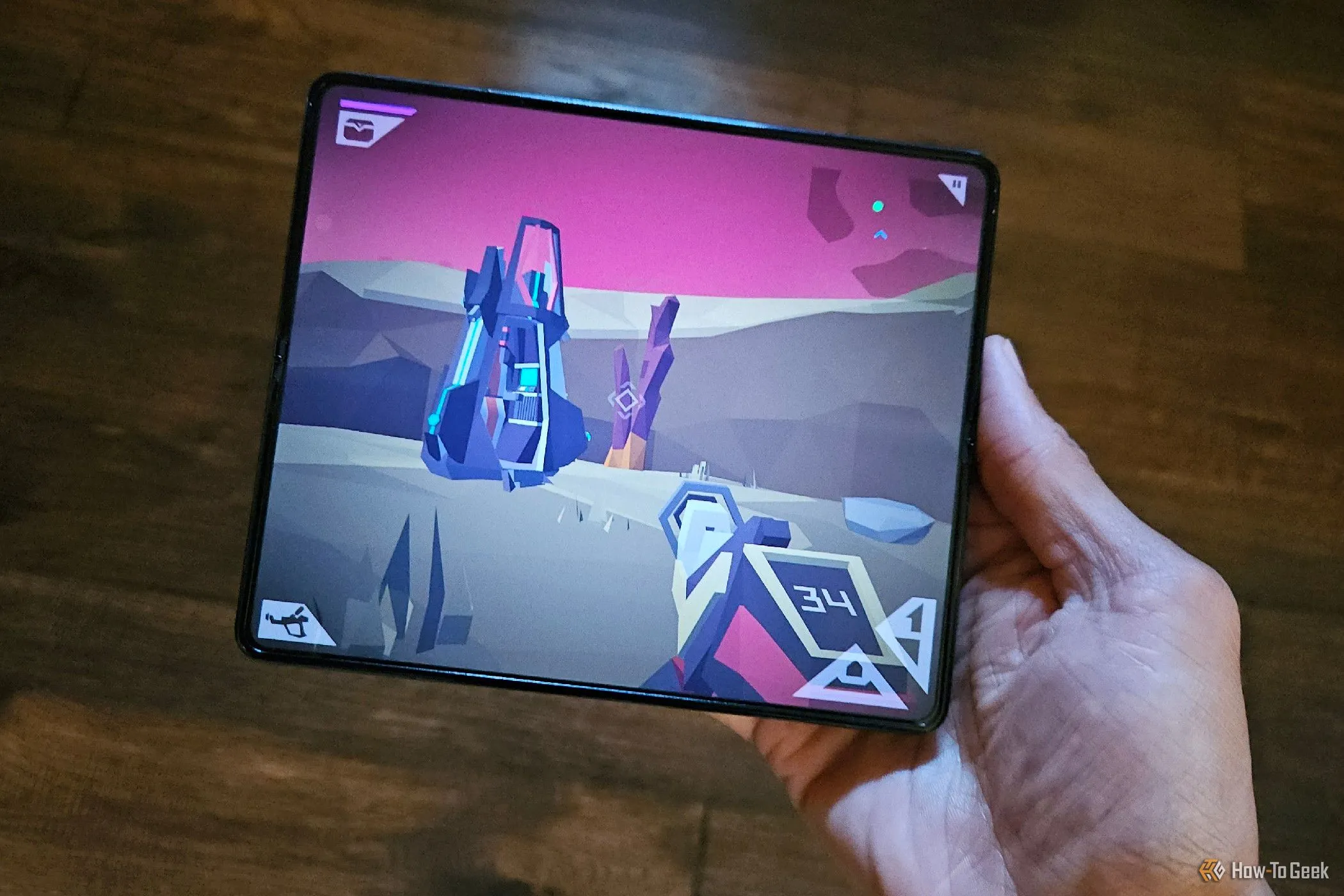 Game Morphite phiên bản Android chạy mượt mà trên Samsung Galaxy Z Fold 5.