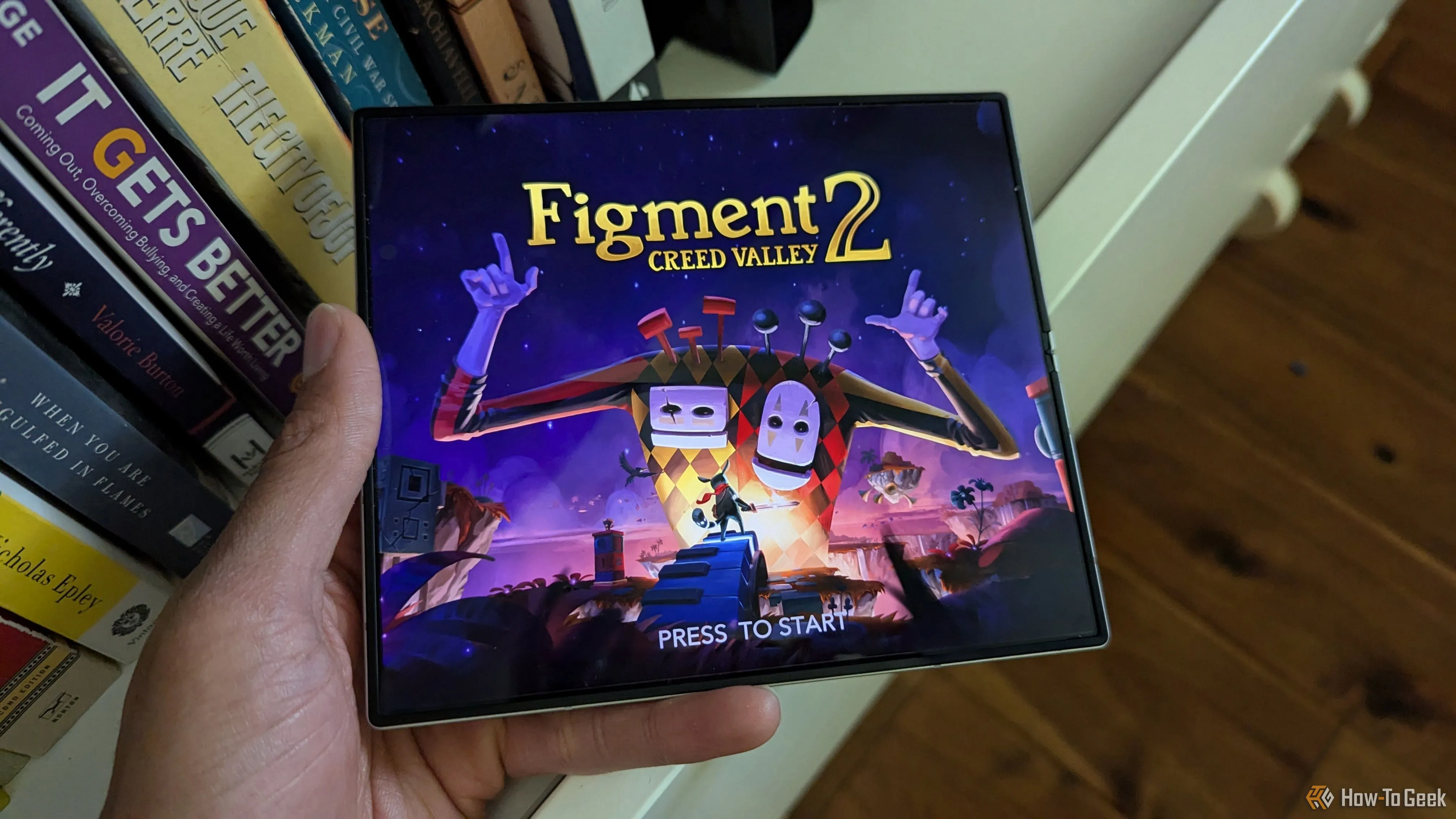 Trải nghiệm Figment 2 trên màn hình gập Samsung Galaxy Z Fold 6, thể hiện đồ họa độc đáo của game