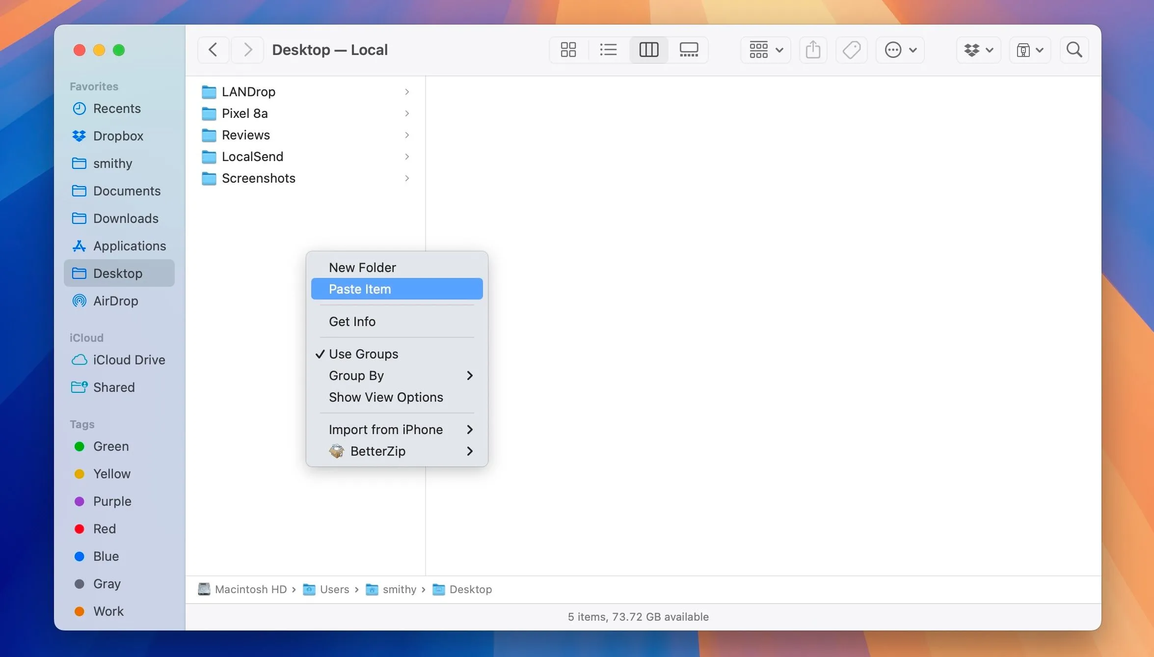 Tùy chọn 'Paste Item' trong ứng dụng Finder của macOS, cho phép dán nội dung được sao chép từ iPhone.