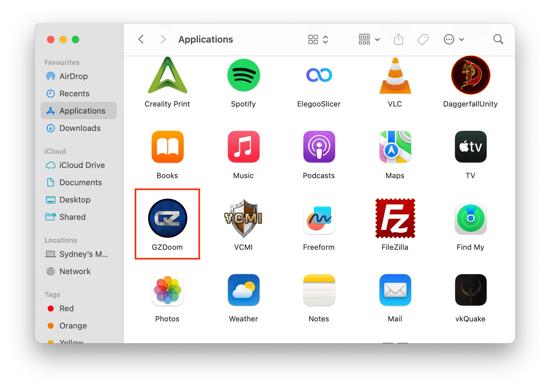 Ứng dụng GZDoom được đánh dấu trong thư mục Ứng dụng macOS