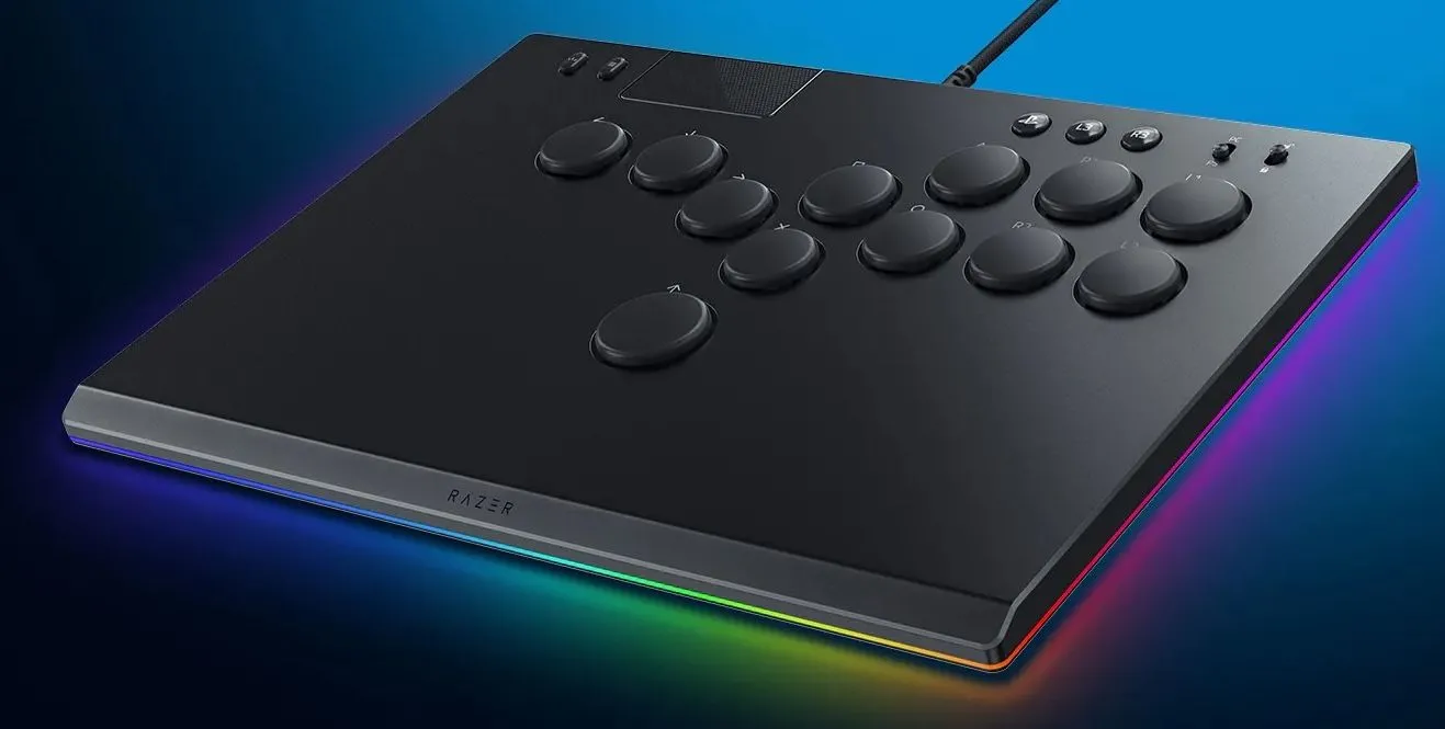 Bộ điều khiển Razer Kitsune all-button với đèn Chroma RGB