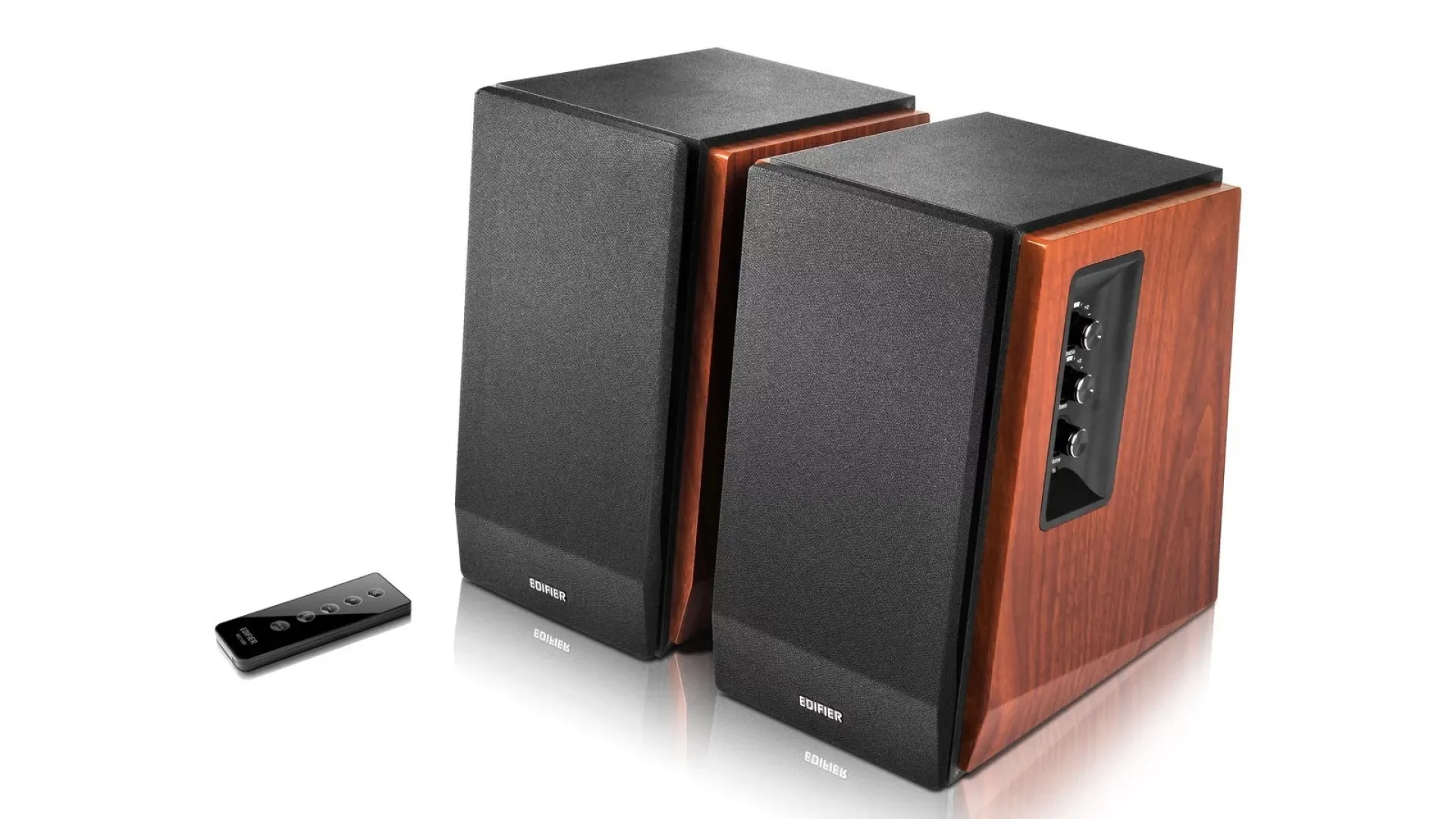 Cặp loa bookshelf Edifier R1700BT hỗ trợ kết nối Bluetooth