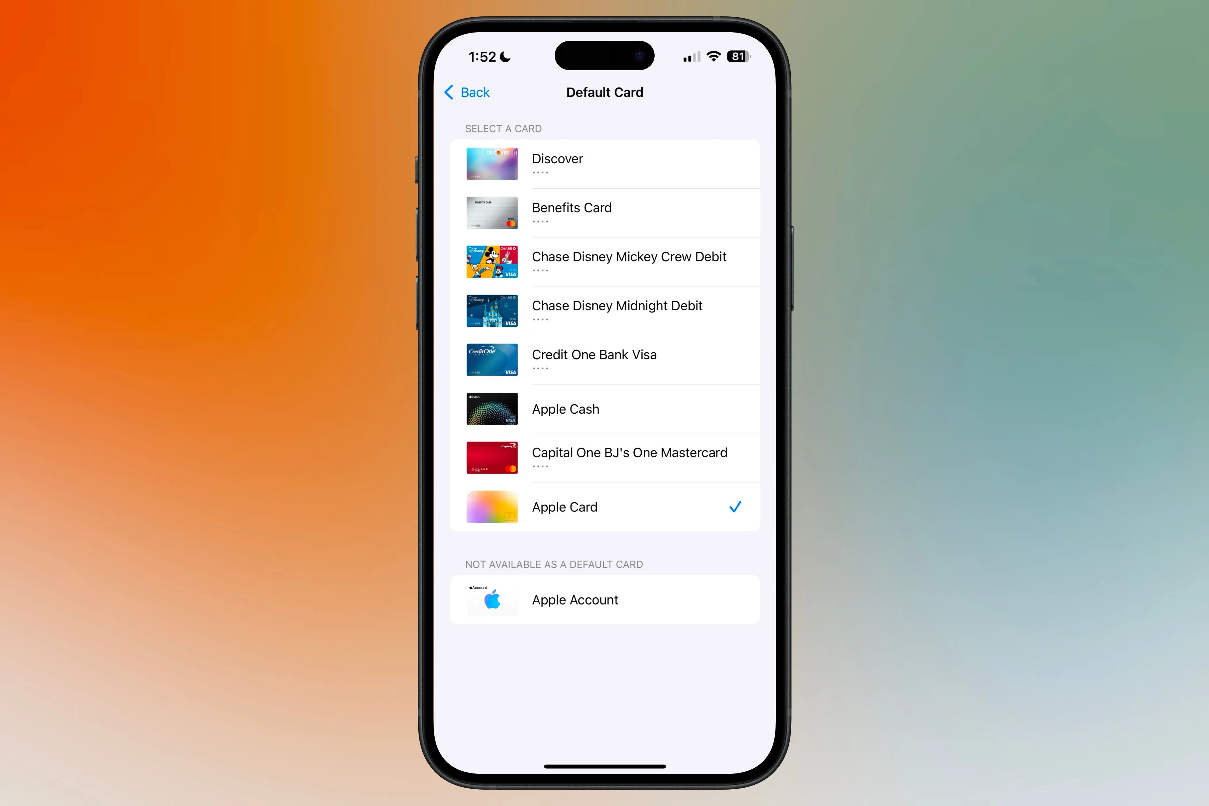 Chọn thẻ thanh toán mặc định trong cài đặt Apple Wallet để dùng với Apple Pay.