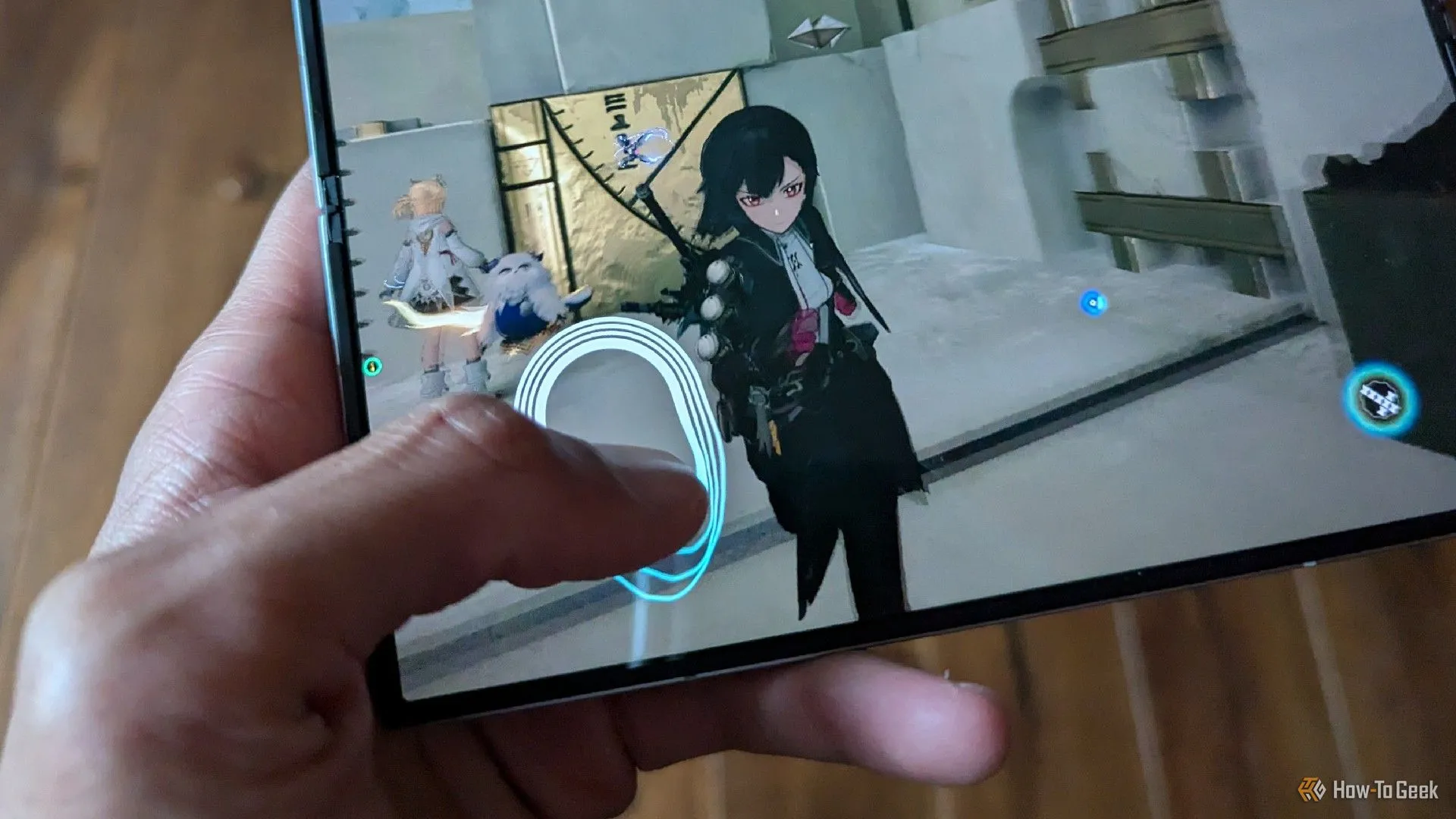 Ex Astris chạy mượt mà trên Galaxy Z Fold 6, minh chứng cho đồ họa game mobile đỉnh cao.