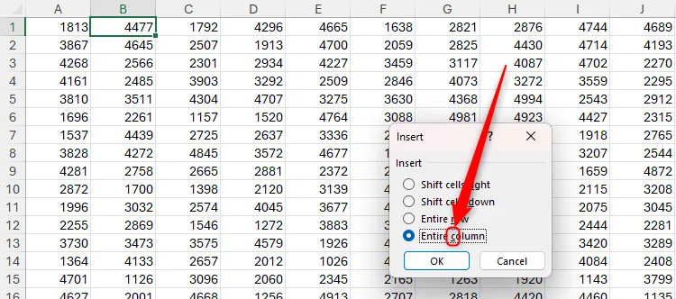 Hộp thoại &quot;Insert&quot; (Chèn) trong Excel, với tùy chọn &quot;Entire Column&quot; (Toàn bộ Cột) được chọn bằng phím tắt 'C', sẵn sàng thêm một cột mới.