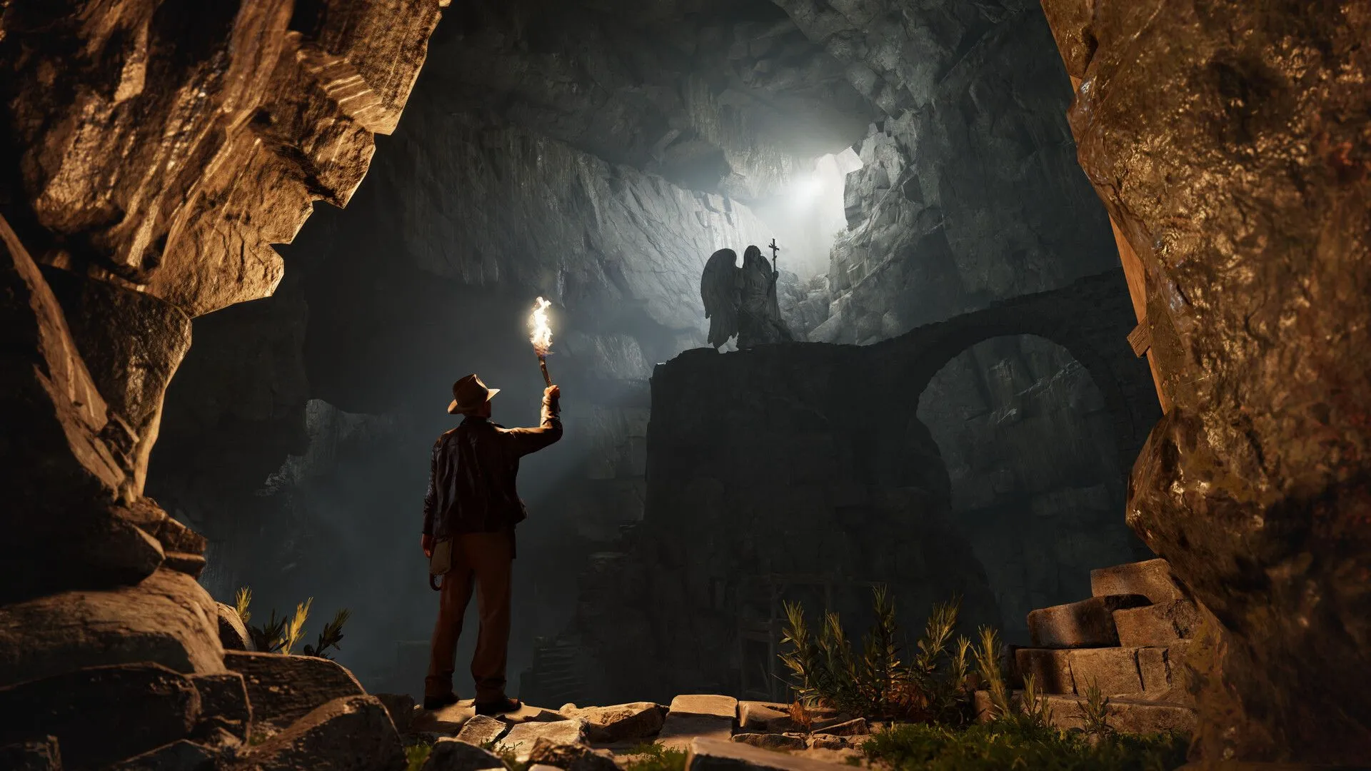 Indiana Jones trong một ngôi đền cổ, nhìn vào bức tượng bí ẩn ở phía xa trong Indiana Jones and the Great Circle The Order of Giants.