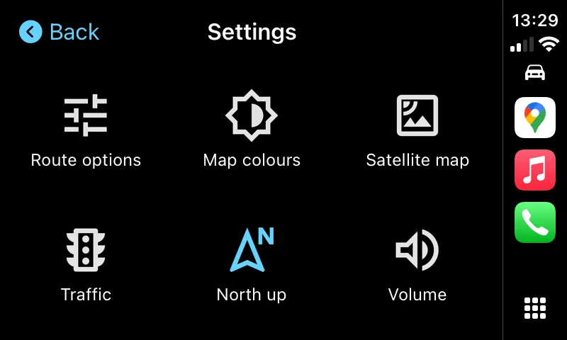 Màn hình cài đặt Google Maps trên Apple CarPlay, hiển thị các tùy chọn như &quot;Route options&quot;, &quot;Map colors&quot;, &quot;Satellite map&quot;, &quot;Traffic&quot;, &quot;North up&quot; và &quot;Volume&quot; để người dùng tùy chỉnh trải nghiệm.