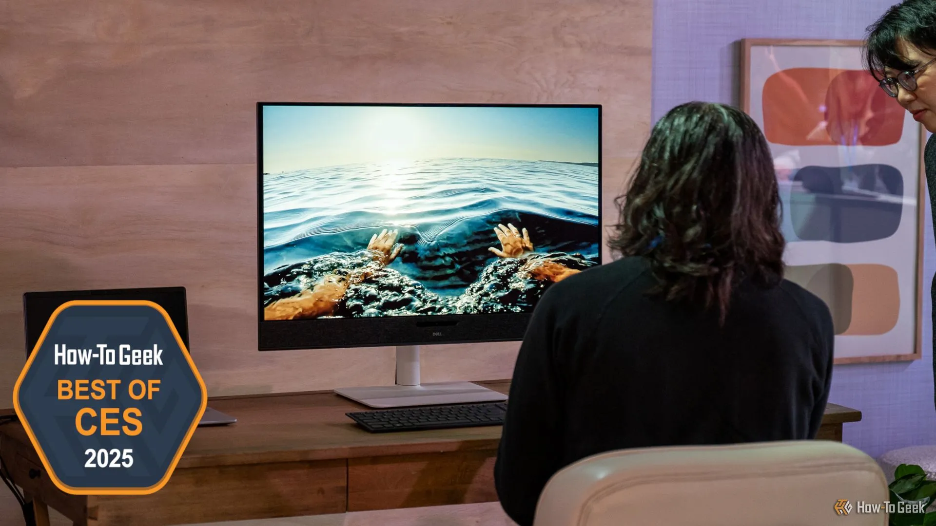 Màn hình Dell UltraSharp 32 4K hiển thị video chất lượng cao