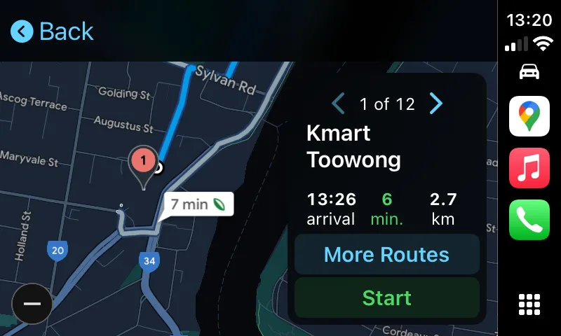 Màn hình Google Maps trên Apple CarPlay hiển thị lộ trình dẫn đường đến một cửa hàng Kmart gần đó, kèm thông tin về thời gian và khoảng cách dự kiến.