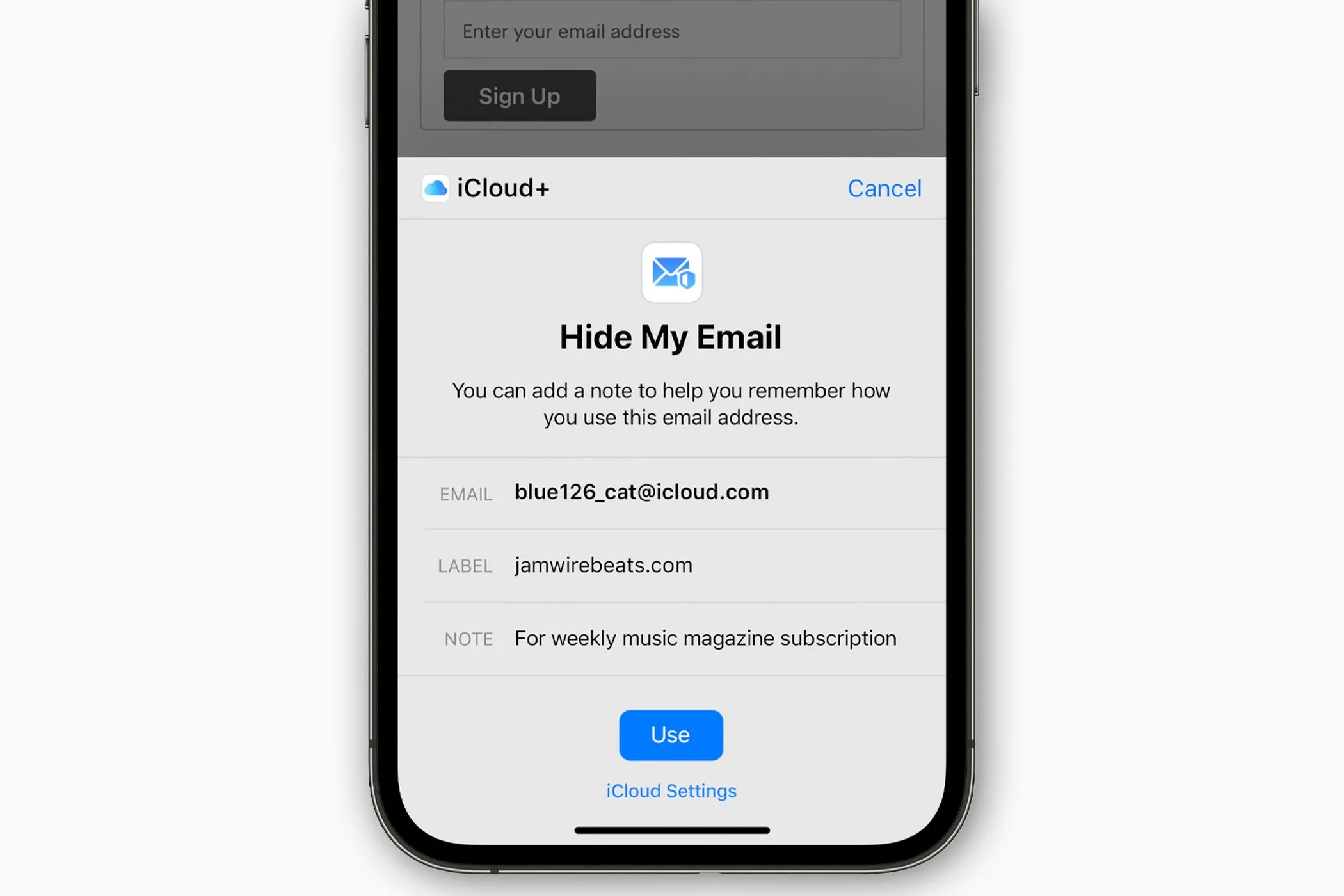 Màn hình iPhone hiển thị tính năng &quot;Ẩn Địa Chỉ Email Của Tôi&quot; (Hide My Email) của Apple, giúp tạo bí danh email để bảo vệ quyền riêng tư.