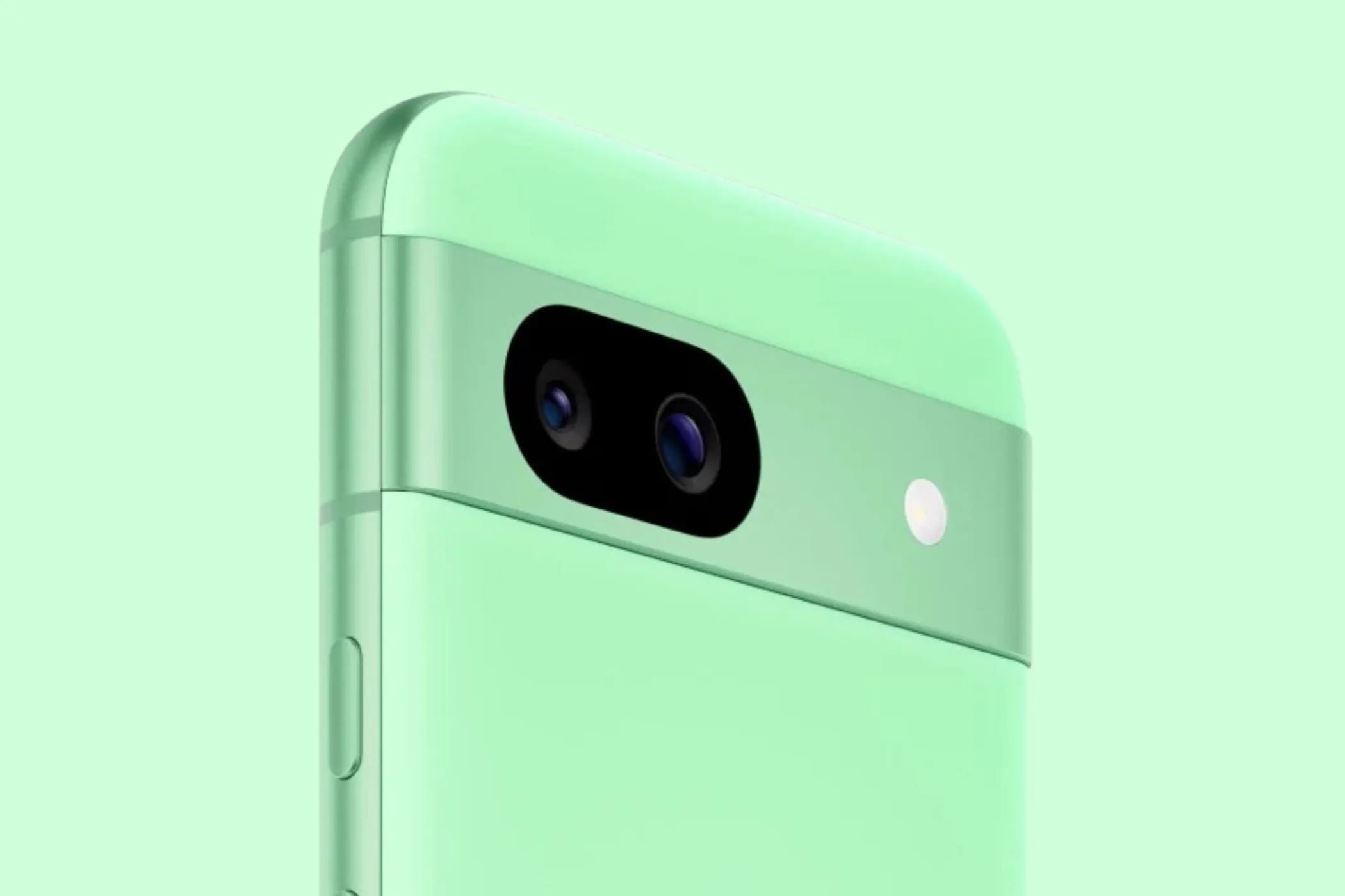 Mô-đun camera kép của Google Pixel 8a màu xanh Aloe, với thiết kế visor đặc trưng và thông số kỹ thuật ấn tượng.