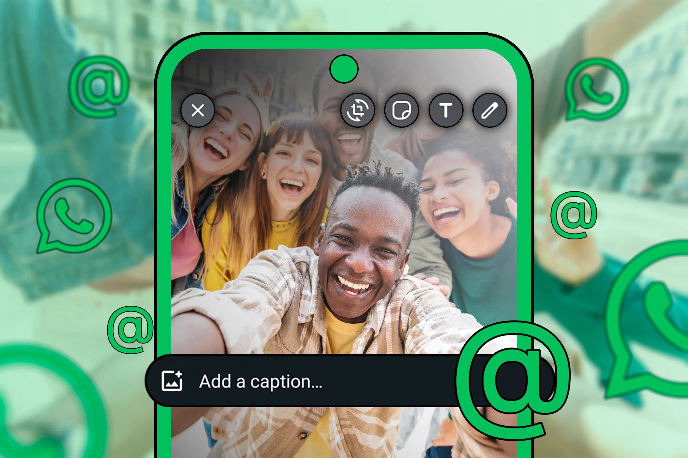 Nhóm người chụp ảnh selfie cho trạng thái WhatsApp với các biểu tượng nhắc nhở xung quanh