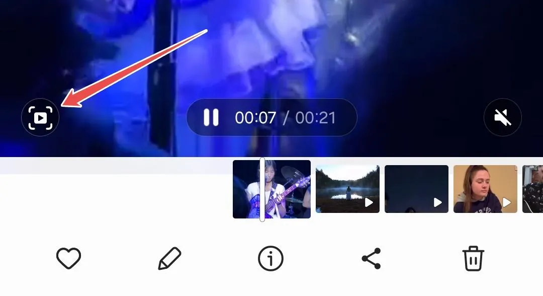 Nút &quot;Chụp nhanh&quot; (Quick Crop) hiển thị khi phát video trong ứng dụng Thư viện Samsung