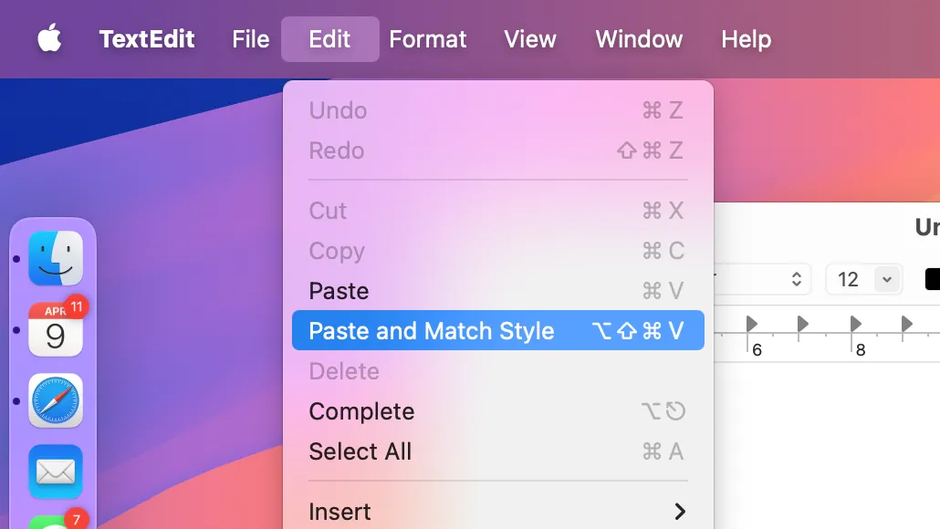 Thao tác dán và khớp kiểu định dạng văn bản trong ứng dụng TextEdit trên macOS