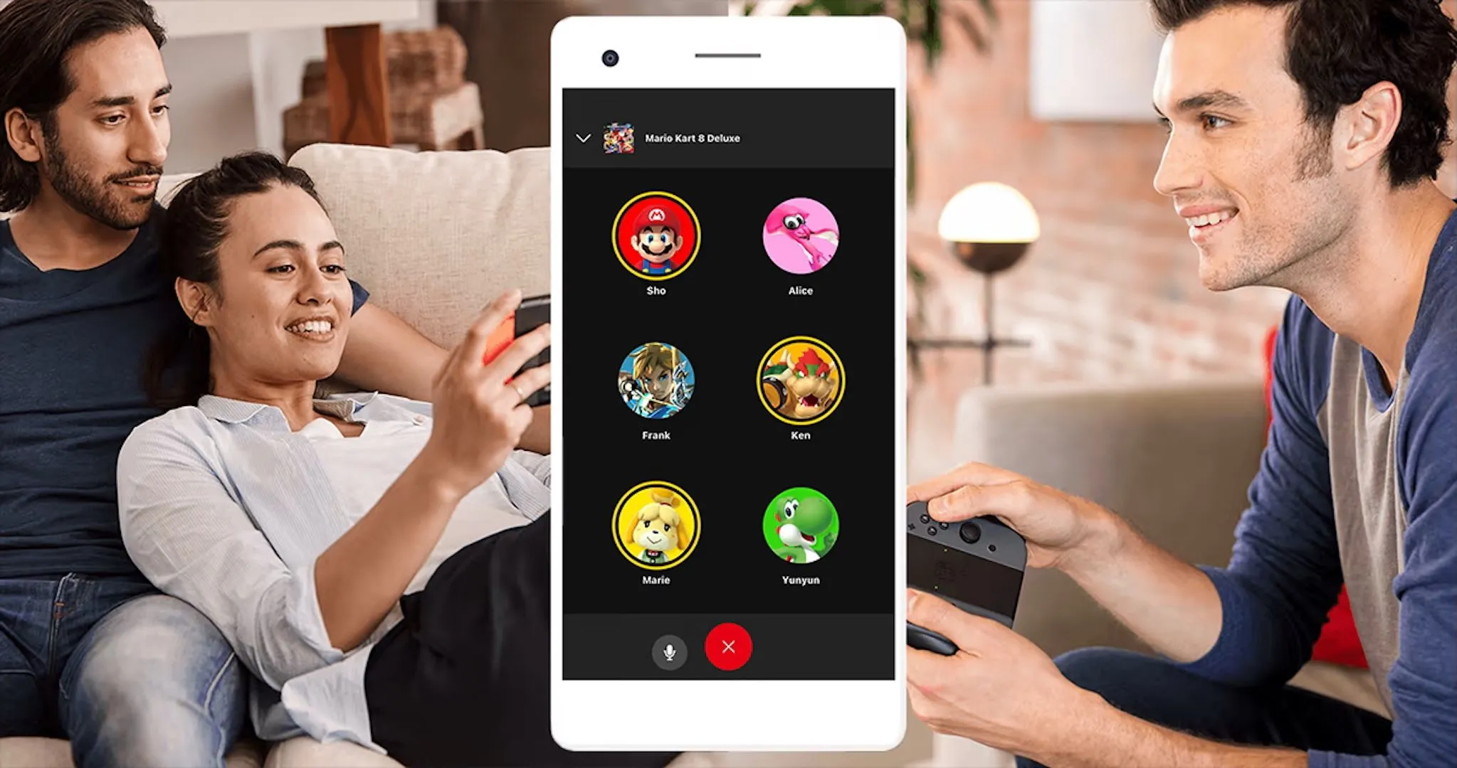 Ứng dụng Nintendo Switch Online trên điện thoại và nhóm bạn đang chơi game Switch