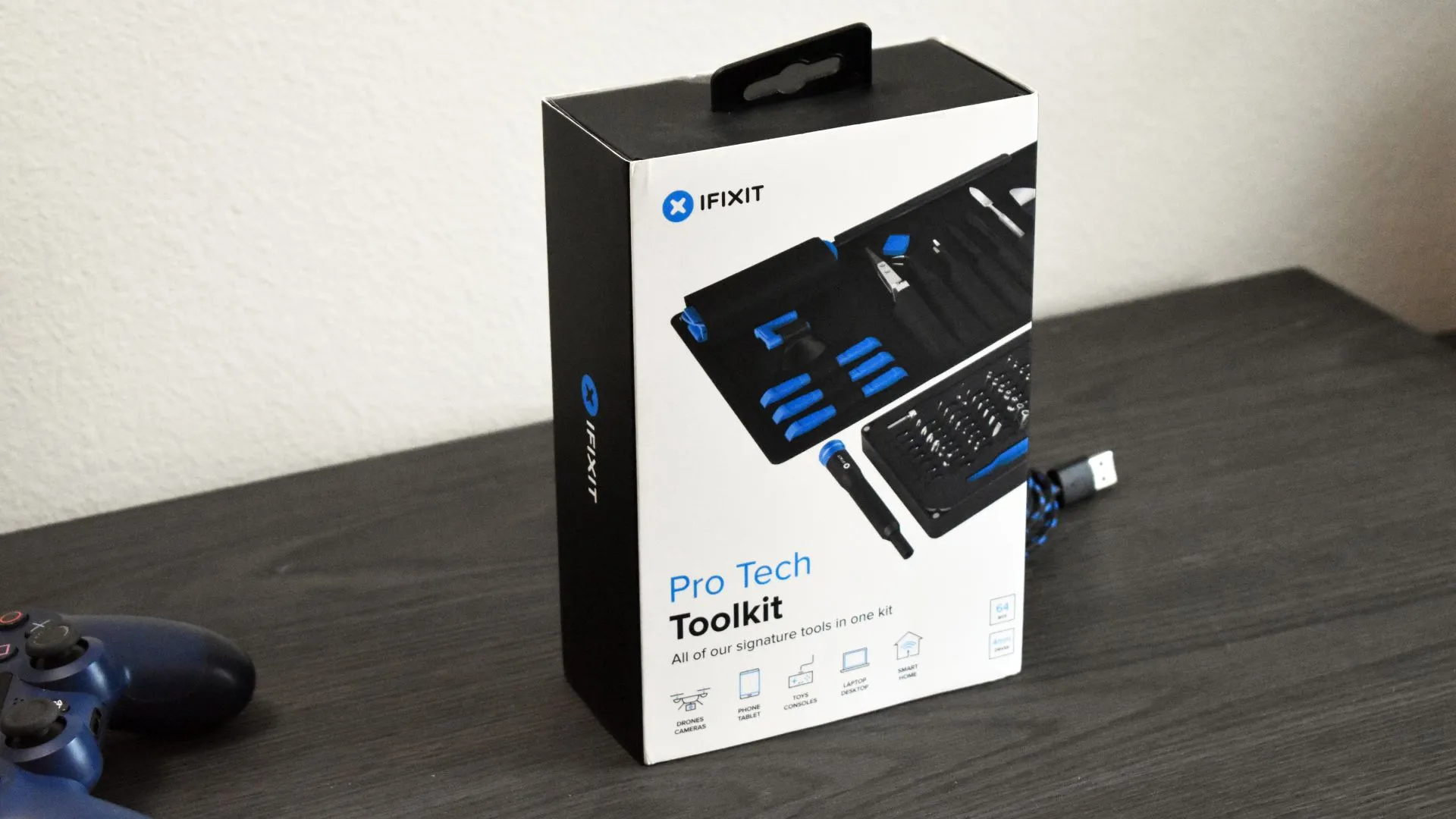 Bộ dụng cụ iFixit Pro Tech Toolkit cần thiết cho việc sửa chữa và bảo dưỡng phần cứng PC